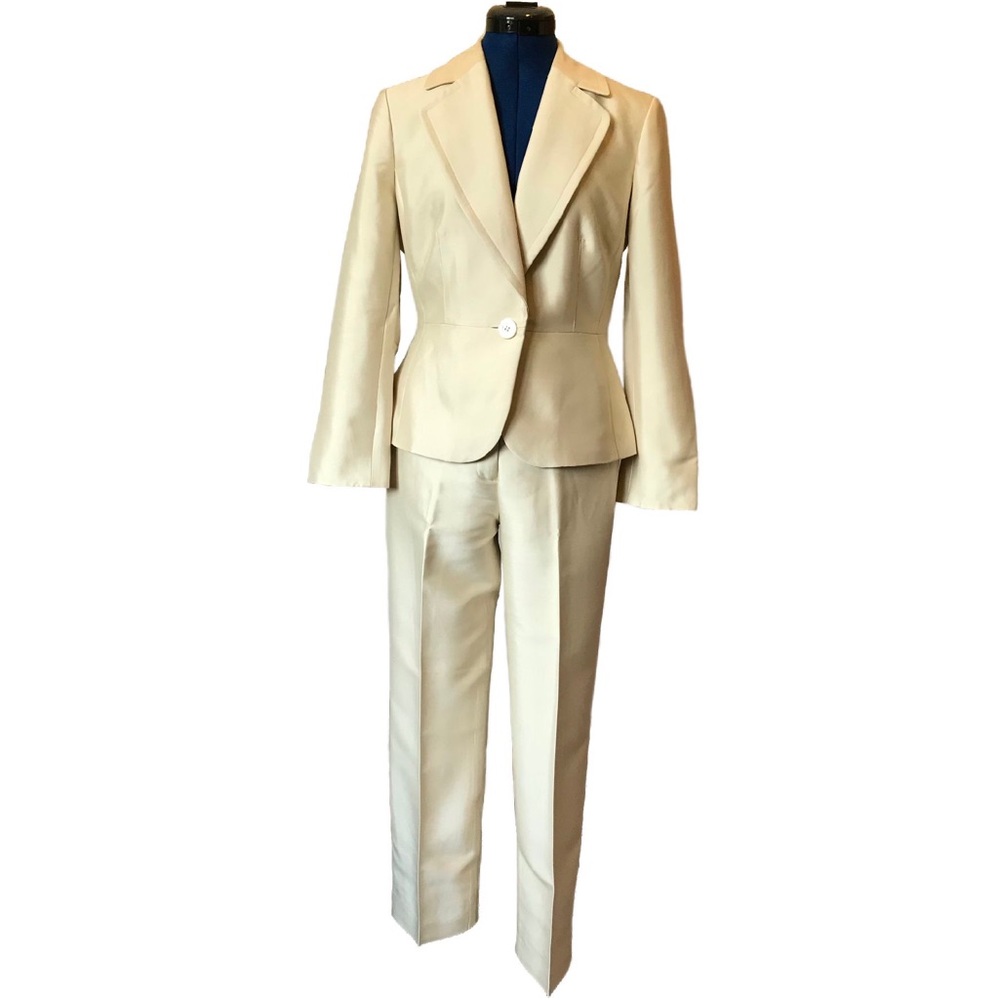 Ann Taylor Pastel Yellow Silk Blend Pant Suit